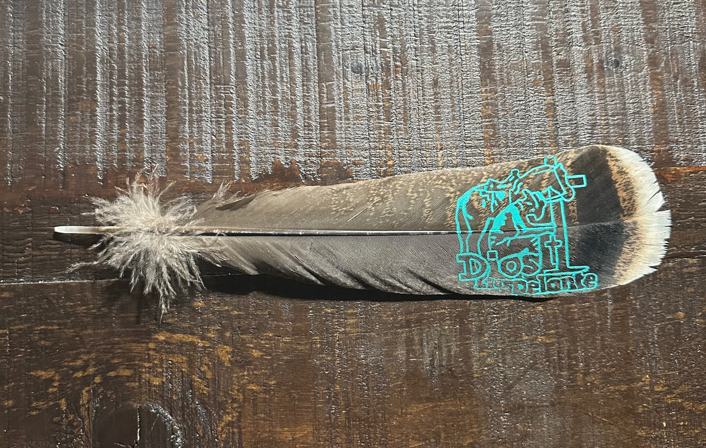 Dios Por Delante Custom Feather