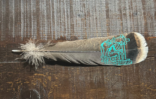 Dios Por Delante Custom Feather